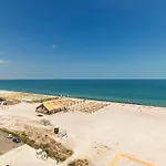 Palm In Axxis Nova Mamaia