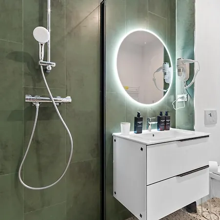 Apartment Palm In Axxis Nova