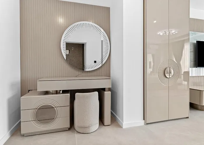 Palm In Axxis Nova Apartman Mamaia