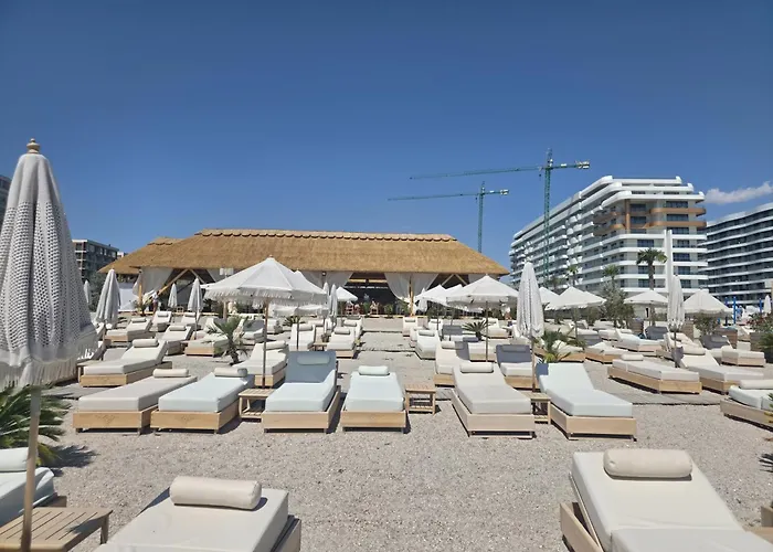 아파트 Palm In Axxis Nova